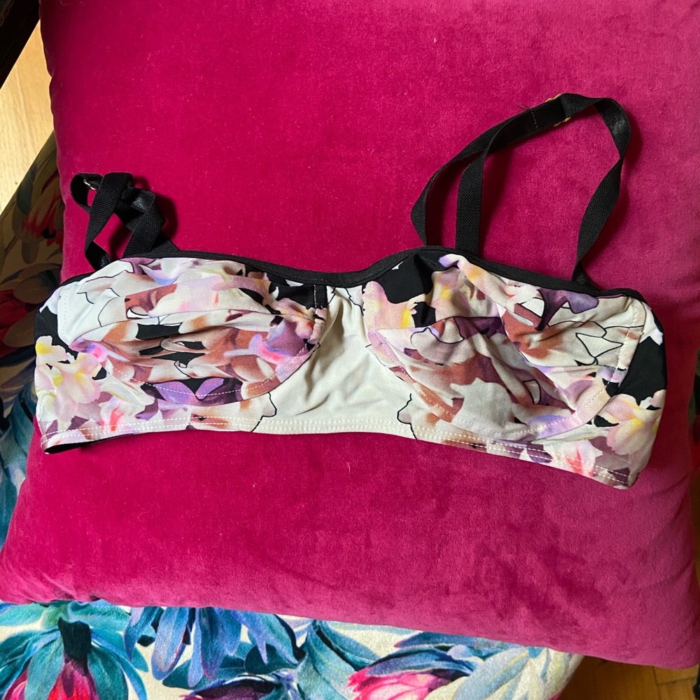 Optic floral bikini low rise